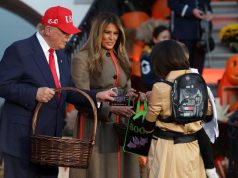 Američki predsjednik Donald Trump i prva dama Melania Trump obilježili su Noć vještica tradicionalnim prijemom za djecu ispred Bijele kuće.