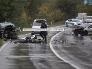 Saobraćajna nesreća: Jedna osoba izgubila život, više učesnika povrijeđeno u sudaru tri vozila