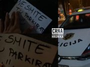Sarajka ostavila poruku na policijskom vozilu parkiranom na trotoaru: “Ne smijete tu parkirati”