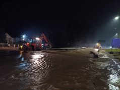 Snimci iz Bugojna: Kuće pod vodom, put prema Kupresu zatvoren