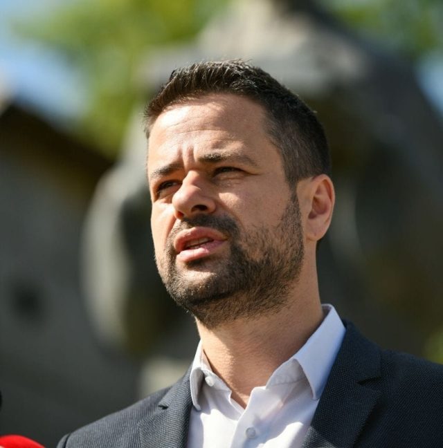 119936734_1760555777443257_9023357229919761885_n