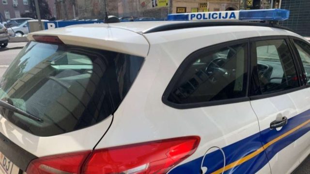 af8d5e53-146a-4e62-8834-507c403a260d