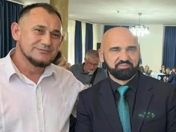 ramo-isak-ga-prijavio-odredjen-pritvor-haziru-mahmutovicu-zbog-prevare-isak_695255a88d146