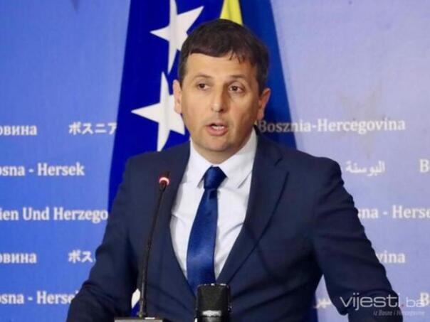 vukanovic-vucic-dolazi-u-trebinje-nemamo-ni-aerodroma-ni-puta-dsxfbfcgngvn_695b9f7d69d93