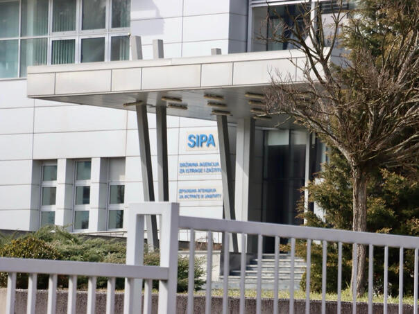 sipa-bez-bosnjaka-culum-provodi-tiho-kadrovsko-ciscenje-sxdfhsdg_699d5eae1cdf5