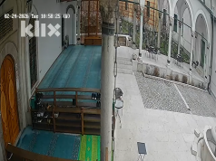 Sarajevo: Muškarac pokušao ukrasti ramazansku kutiju s donacijama u Carevoj džamiji, spriječio ga džematlija