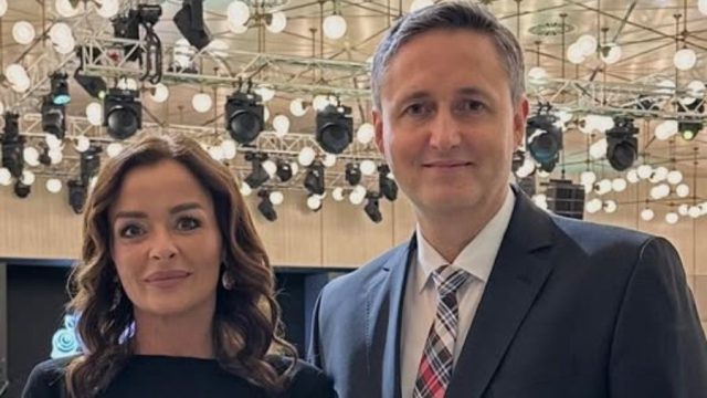 bf4f0bc9-5daa-4351-9e61-2e4e736f8354